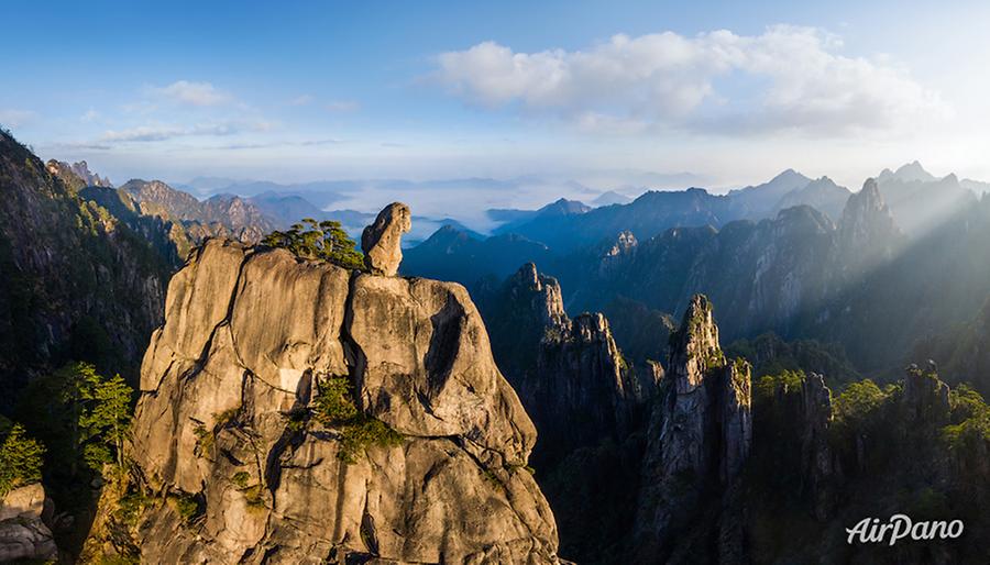 Stone Monkey Gazing Over the Sea of Clouds, © AirPano 