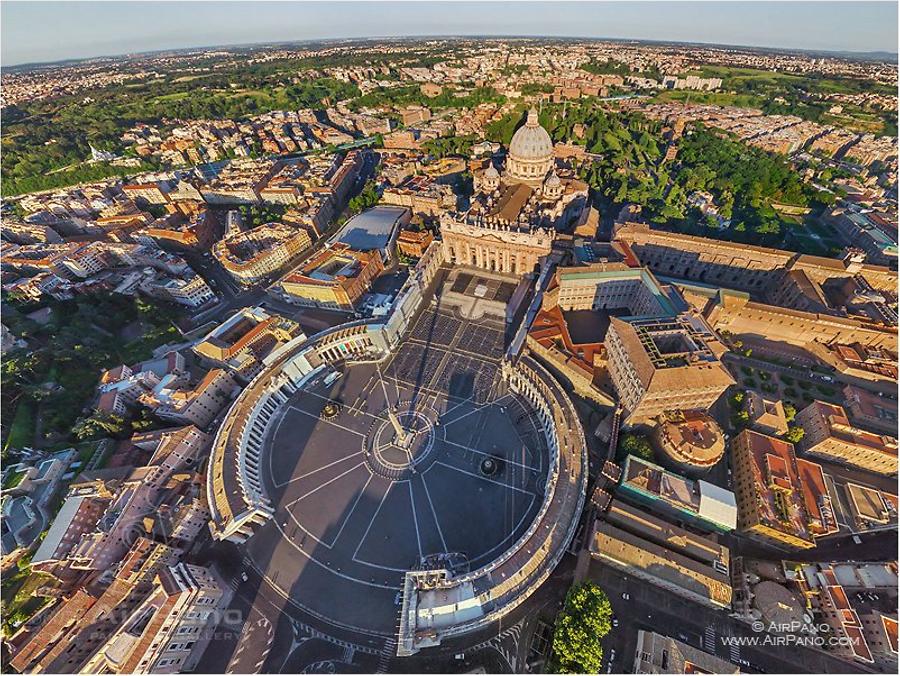 St Peters Basilica and Saint Peter_s Square