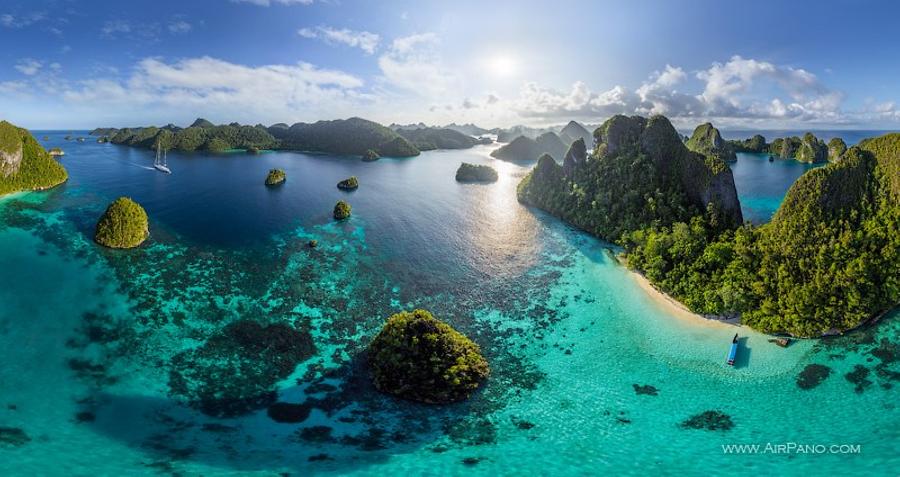 Raja Ampat archipelago, Indonesia, © AirPano 