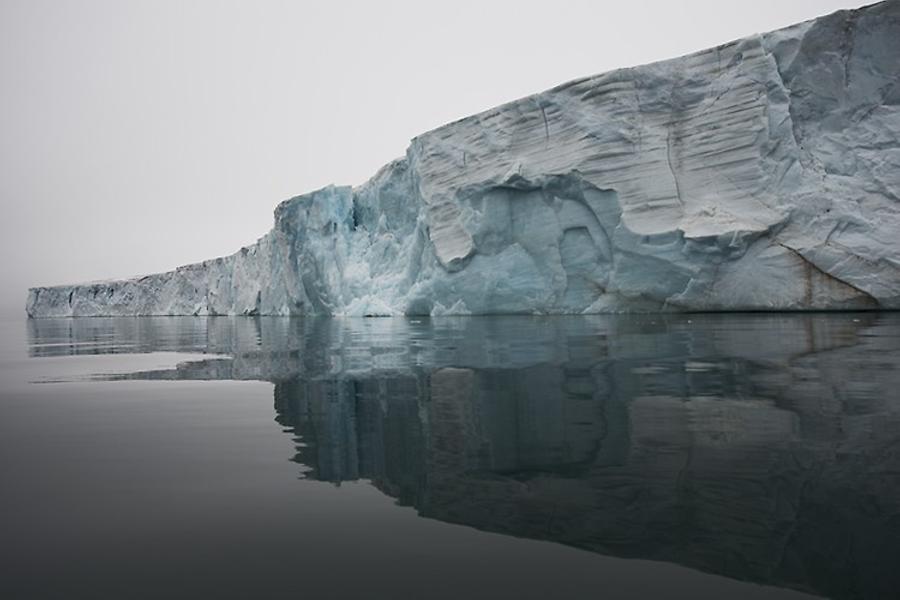Huge glacier, © AirPano 