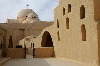 Wadi El Natrun - Monastery of Saint Pishoy (1)