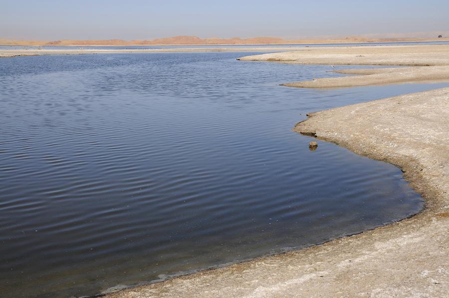 Western Desert - Freshwater Lake