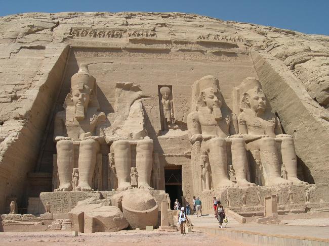 Statues, Abu Simbel (1)