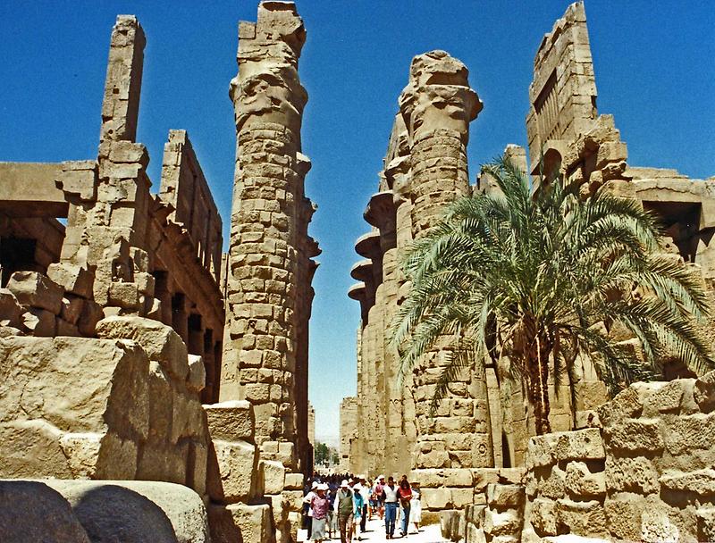 Karnak Temple (1)