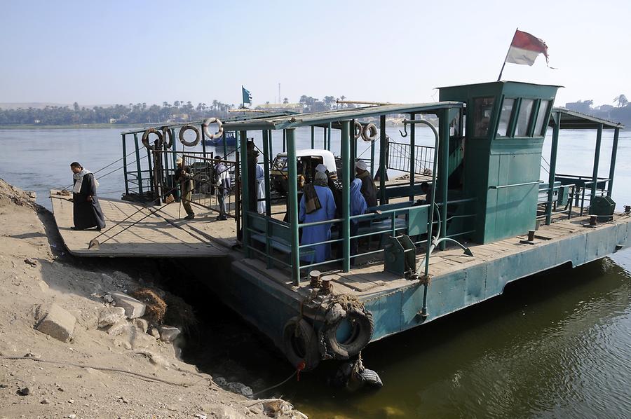 Nile Ferry to Amarna