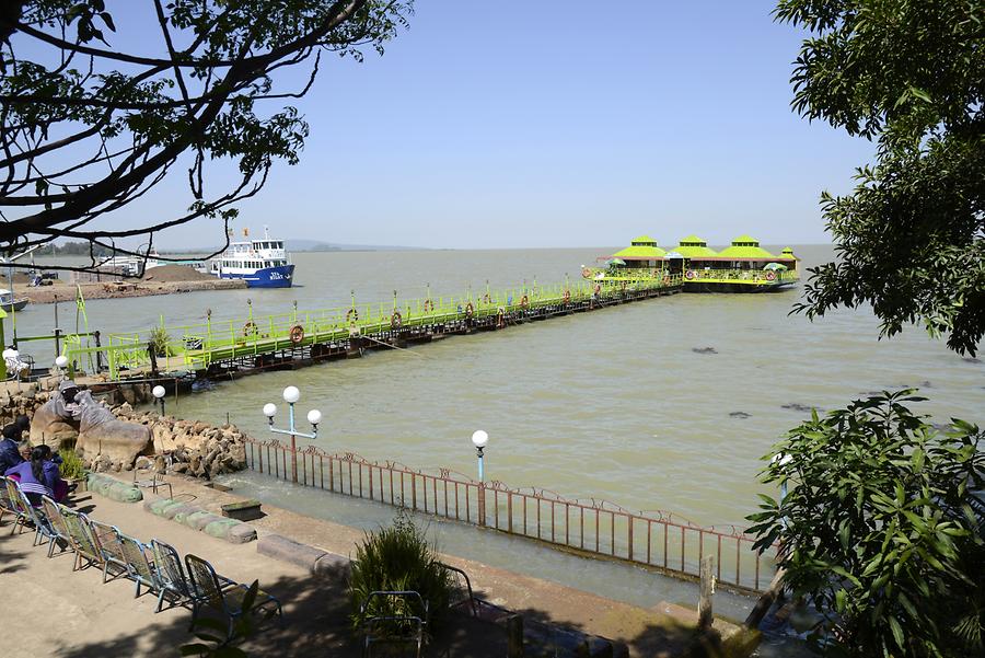 Bahir Dar - Lakeside Promenade