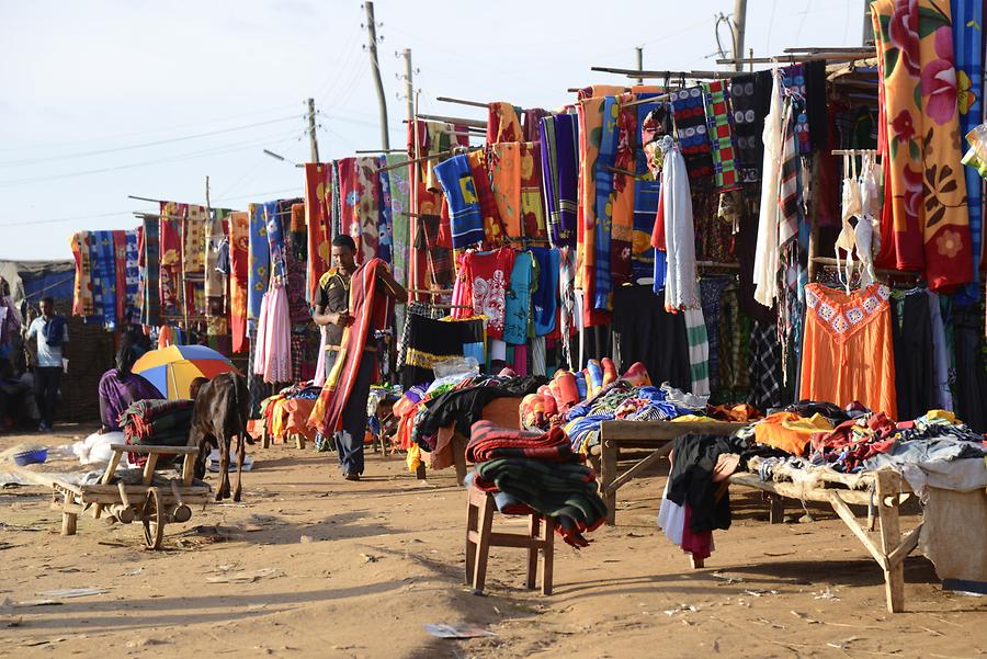 Jinka - Textile Market