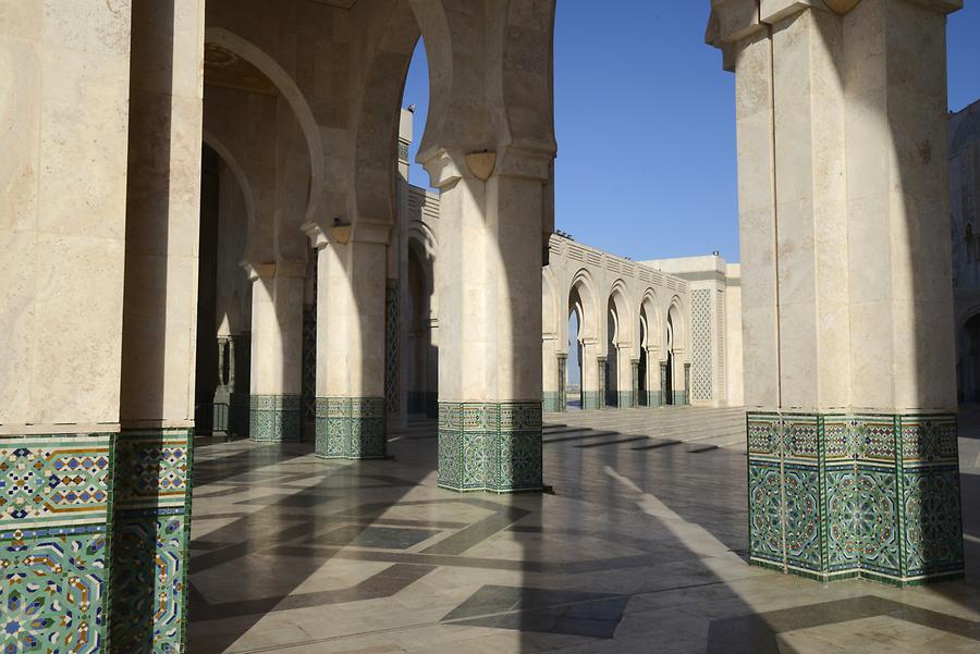 Hassan II Mosque - Columns