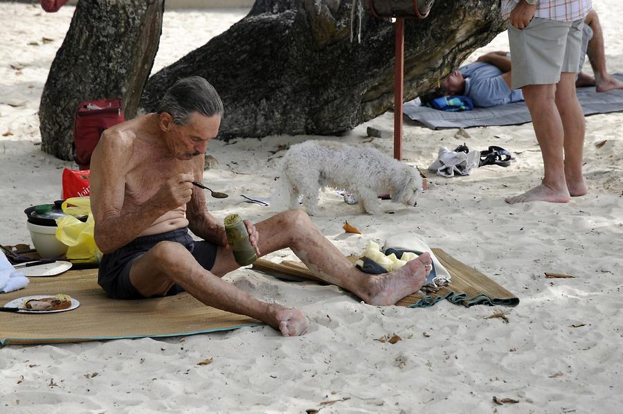 Beau Vallon Bay - Picnic