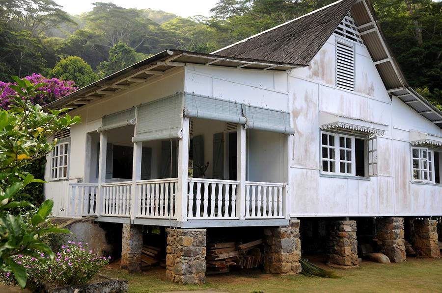 Plantation Owner's House 'Jardin du Roi'