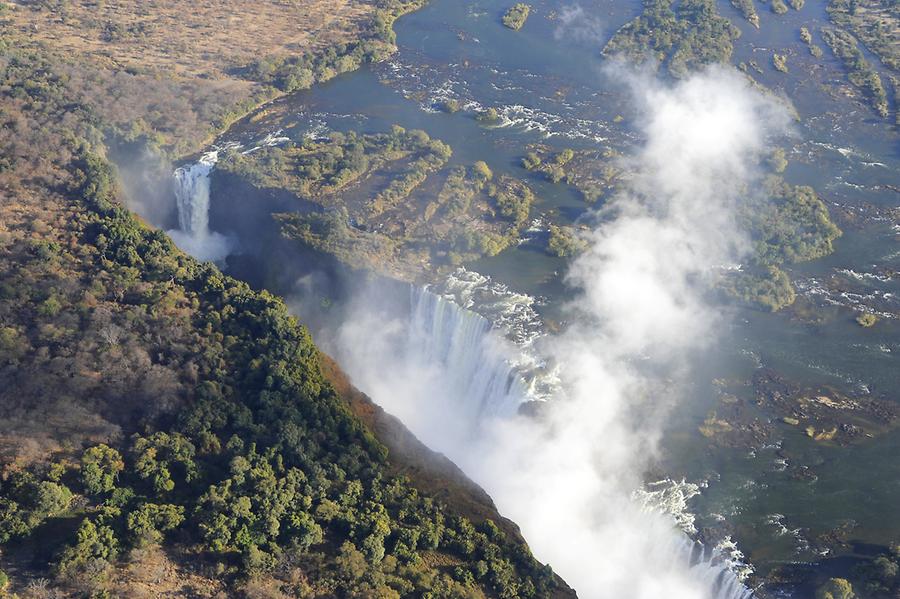 Flight Victoria Falls
