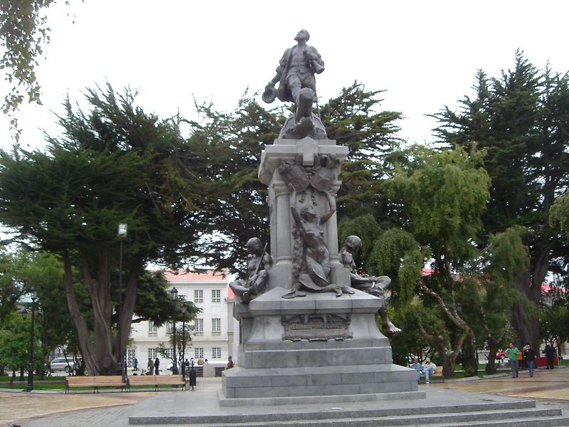 Memorial to Ferdinand Magellan