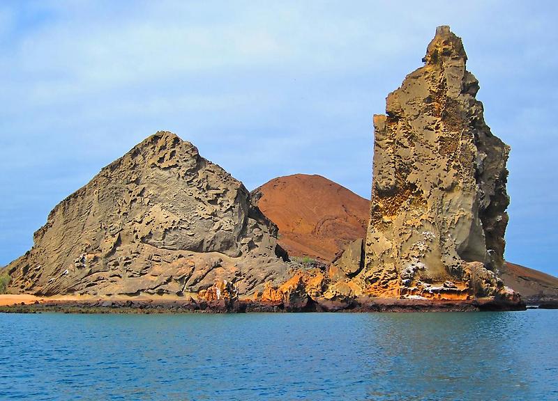 Bartholomew Islands Pinnacle Rock (2)