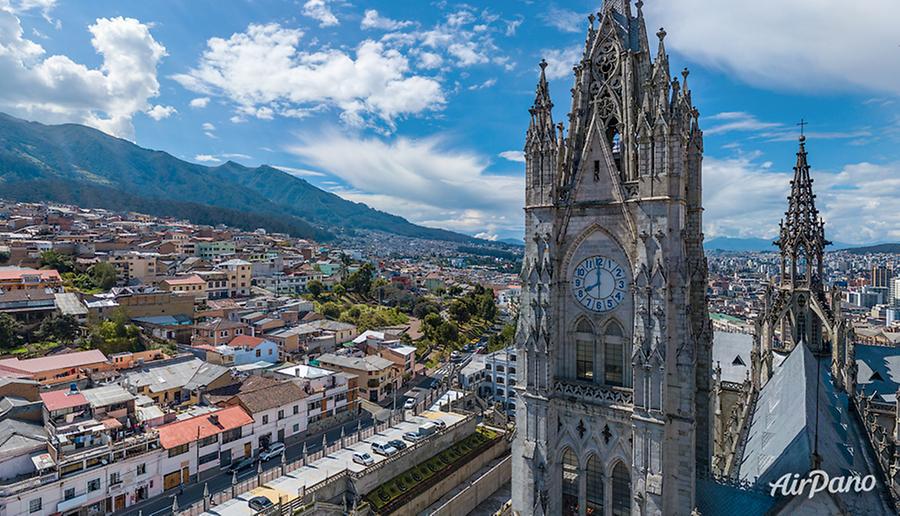 Quito, Ecuador, © AirPano 