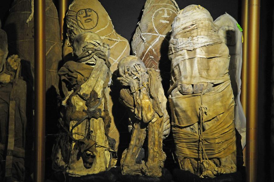 Leimebamba - Museum; Mummies