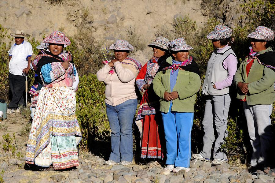 Pinchollo - Water Sanctuary; Female Participants