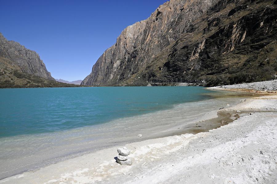 Laguna Llanganuco