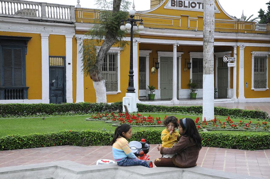 Barranco District - Main Square