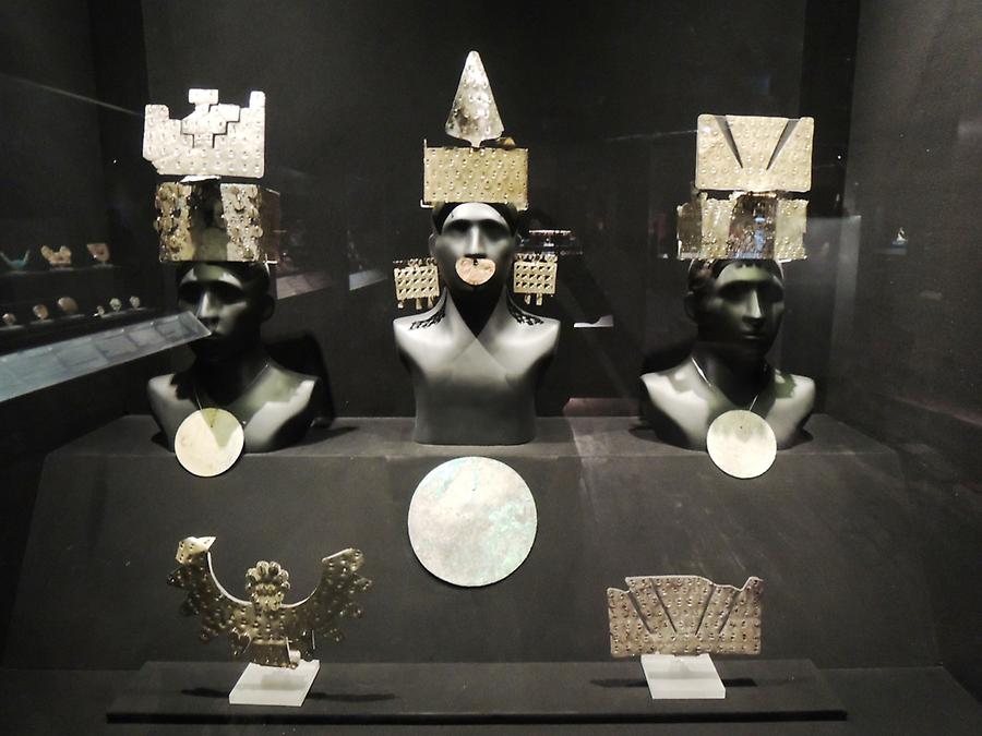 Museo Larco Herrera, Exhibits