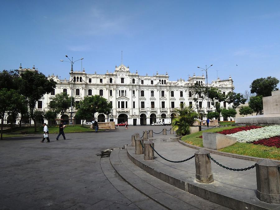 Plaza San Martin in Lima