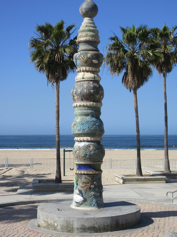 Venice Beach - Art Pillar