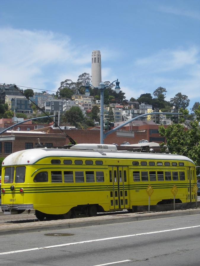 San Francisco Old Fashioned Streetcar & Coit Tower