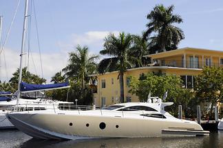 Fort Lauderdale - Intracoastal Waterway; Luxury Yacht