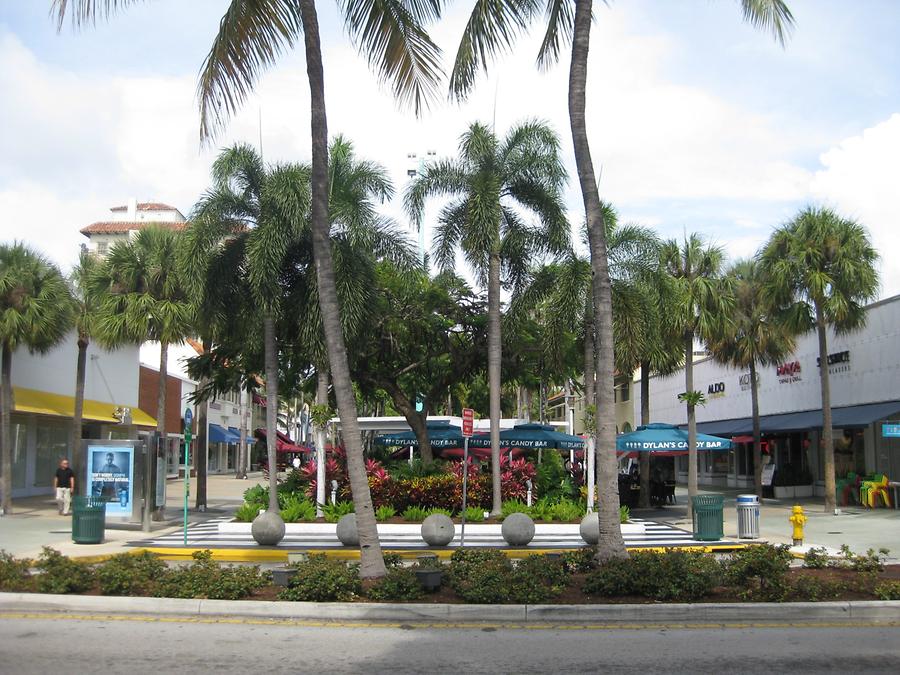 Miami Beach Lincoln Road Mall