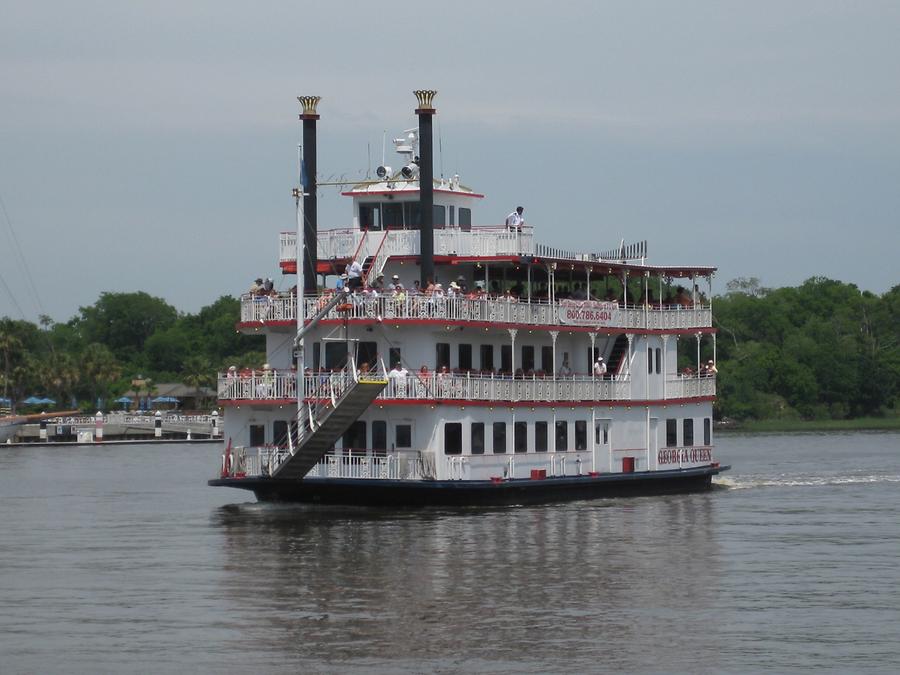 Savannah River Georgia Queen