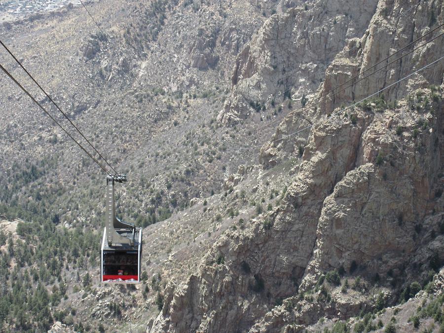 Albuquerque - Sandia Peak Aerial Tramway