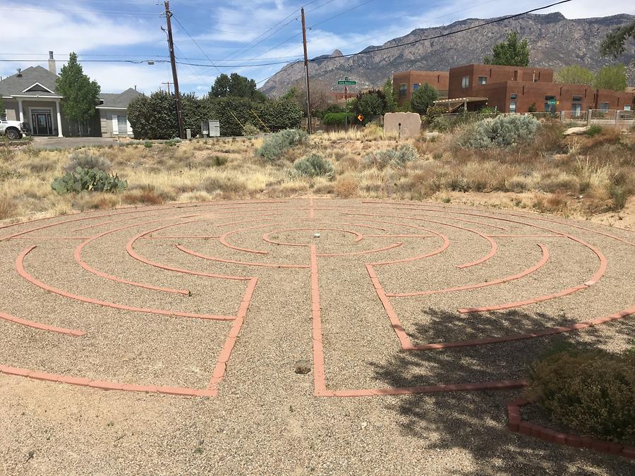 Albuquerque - St. Chad's Episcopal Church Labyrinth