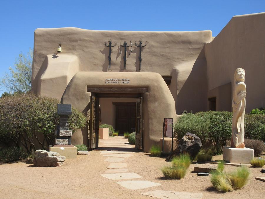 Santa Fe - The Museum of Indian Arts & Culture - Entrance Sculpture Garden