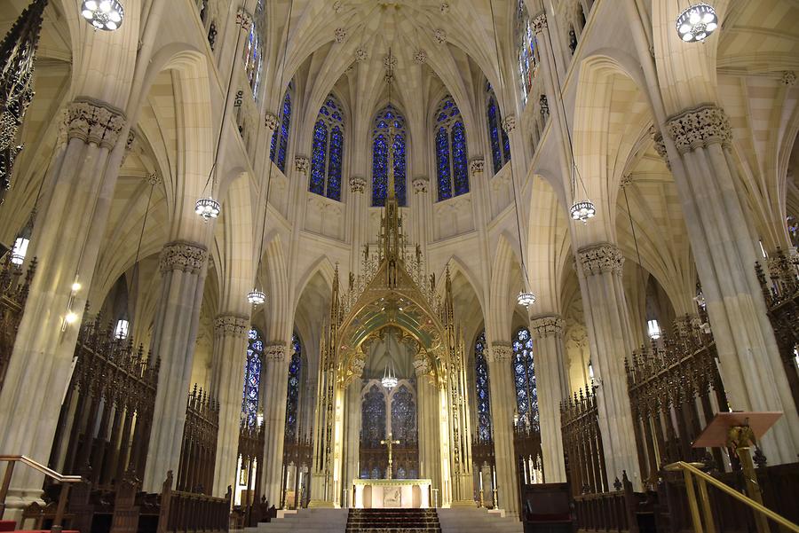 Fifth Avenue - St. Patrick’s Cathedral; Altar