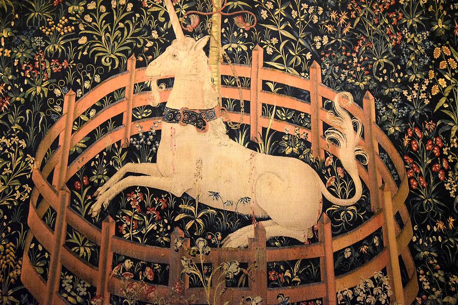 The Cloisters (MET) - Tapestries; 'The Unicorn is in Captivity'
