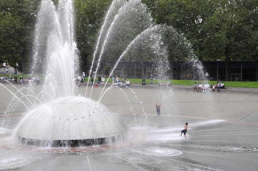 Seattle Center - International Fountain