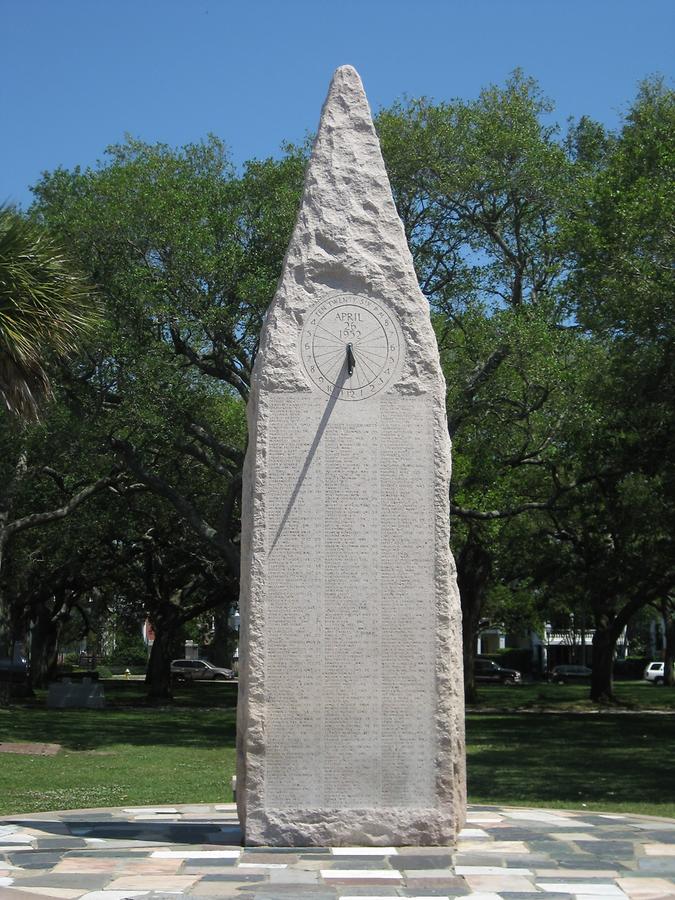 Charleston White Point Gardens Sundial