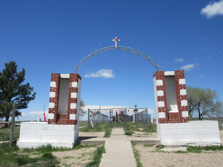 Wounded Knee - Massacre Monument