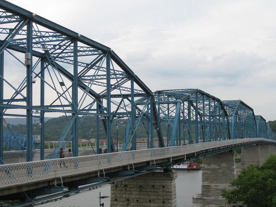 Chattanooga Tenneessee River Walnut Street Bridge