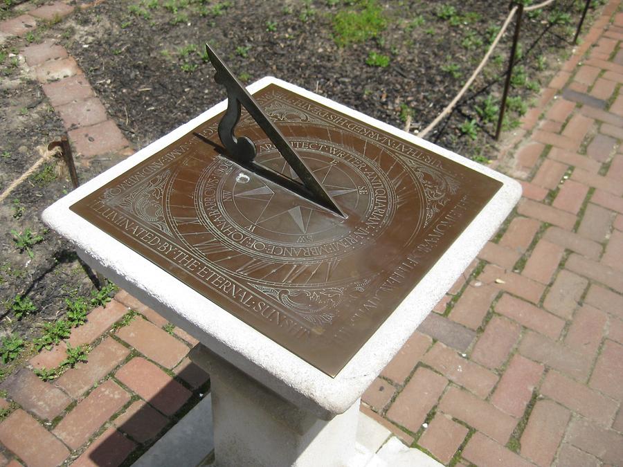 Colonial Williamsburg Sundial