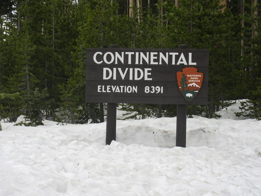 Yellowstone National Park - Continental Divide