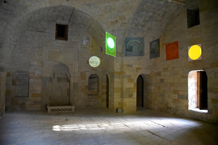 Palace of the Shirvanshahs - Mosques; Inside