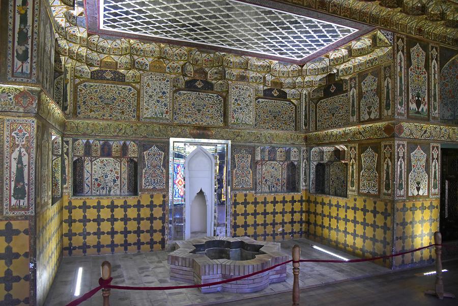 Shaki - Residence of Shaki Khans; Inside