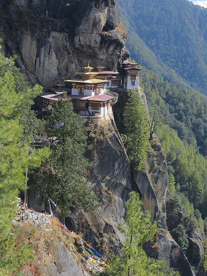 taktsang monastery altitude