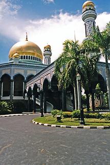 Jame Asr Hassanal Bolkiah Mosque (1)