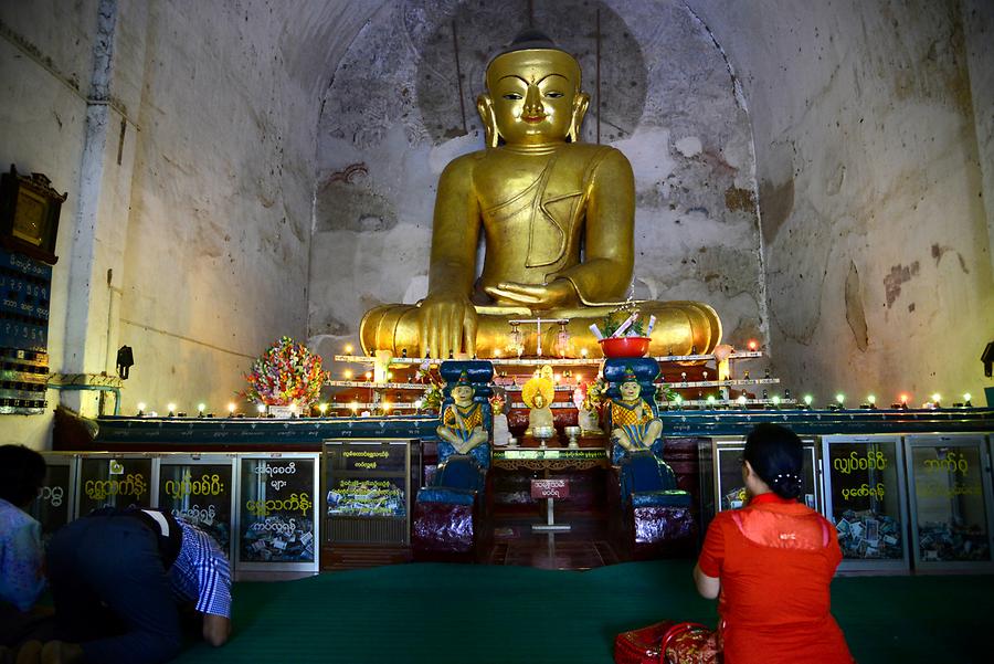 Buddha Mahabodhi Old Bagan