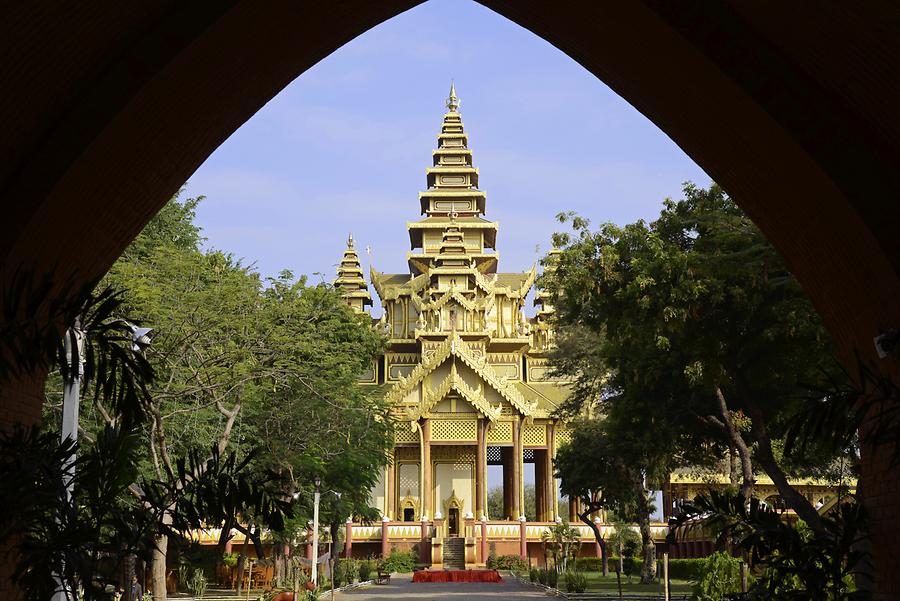 Golden Palace Old Bagan