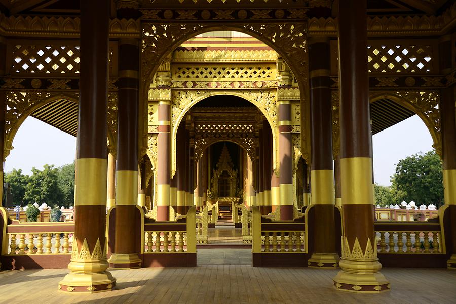 Golden Palace Old Bagan