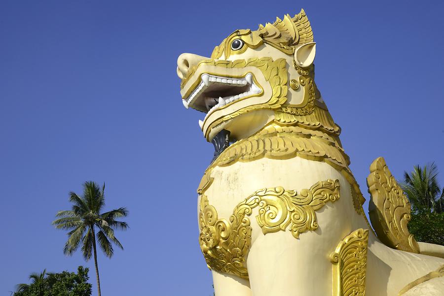 Southern Entrance Shwedagon