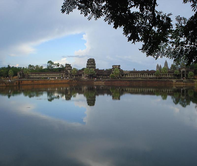 Angkor Wat temple (2)