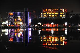 Downtown Guilin at Night (2)